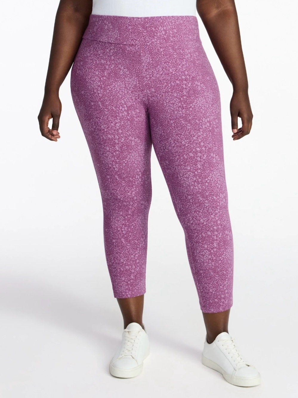 Terra & Sky Women’s Plus Size Purple High-Rise Capri Leggings - Picture 2 of 8